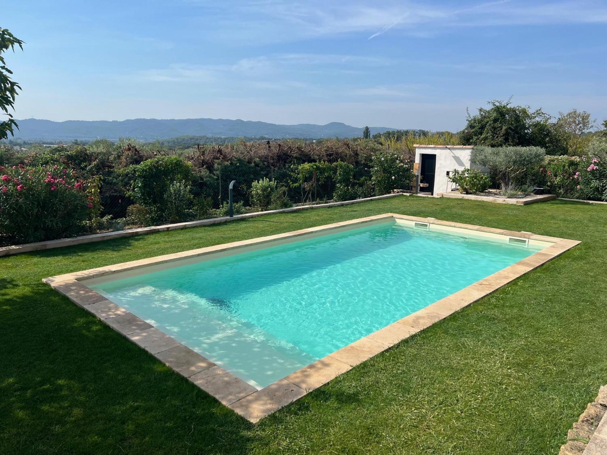 Une Nuit En Luberon Hotel Puyvert Exterior photo